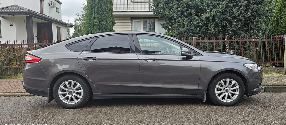 Ford Mondeo cena 39900 przebieg: 260000, rok produkcji 2015 z Zawiercie małe 29